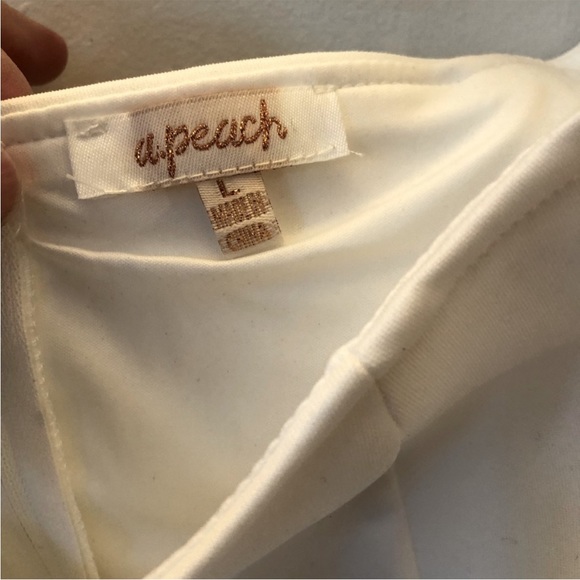 SUPER CUTE 🥰 PEPLUM TOP - Picture 5 of 5